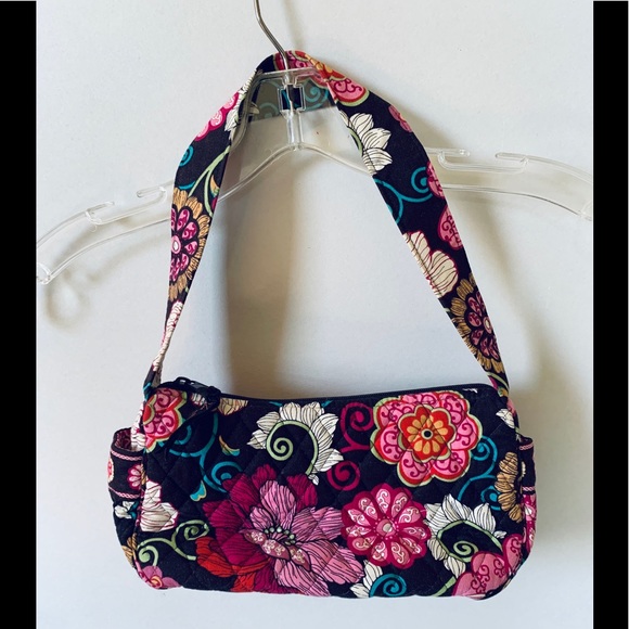 Vera Bradley Handbags - Vera Bradley shoulder bag